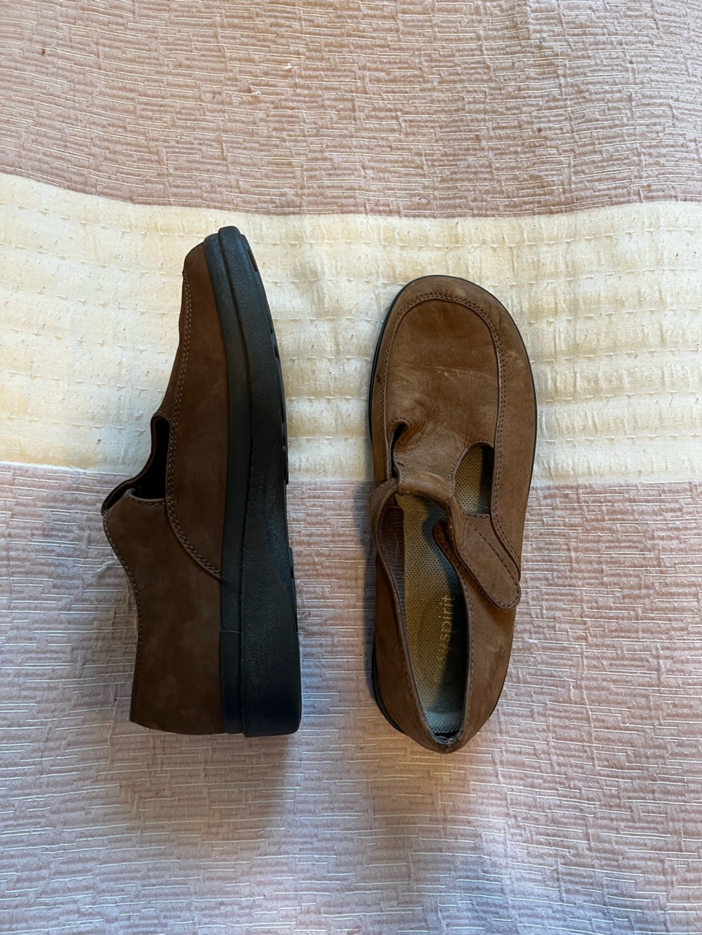 Y2K 2000s Brown Mary Jane Hook & Loop Strap Shoes Easy Spirit 8